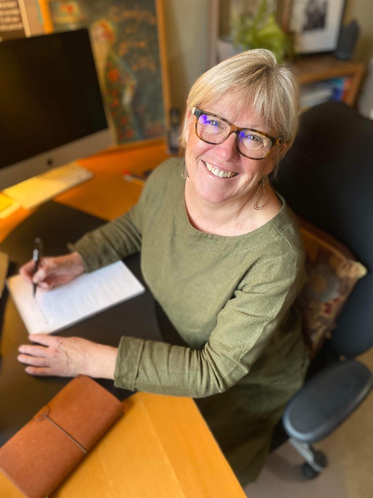Helen Davidson